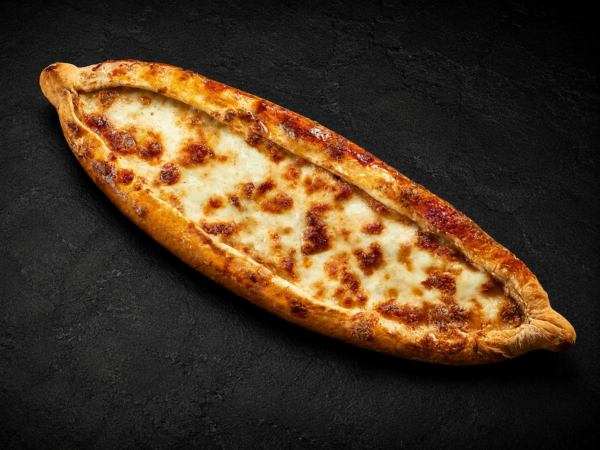 Hellimli Pide